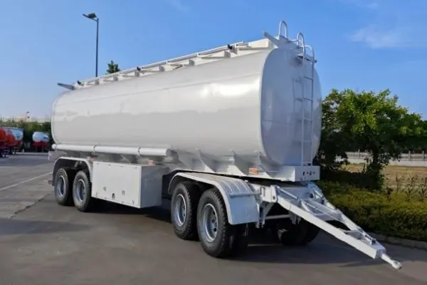 سيتم إرسال مقطورة Derun 4 Axle Oil Tank Drawbar إلى Ecuador