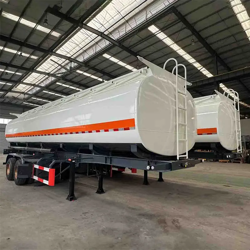 نصف مقطورة خزان الوقود مع نظام تعليق Bogie