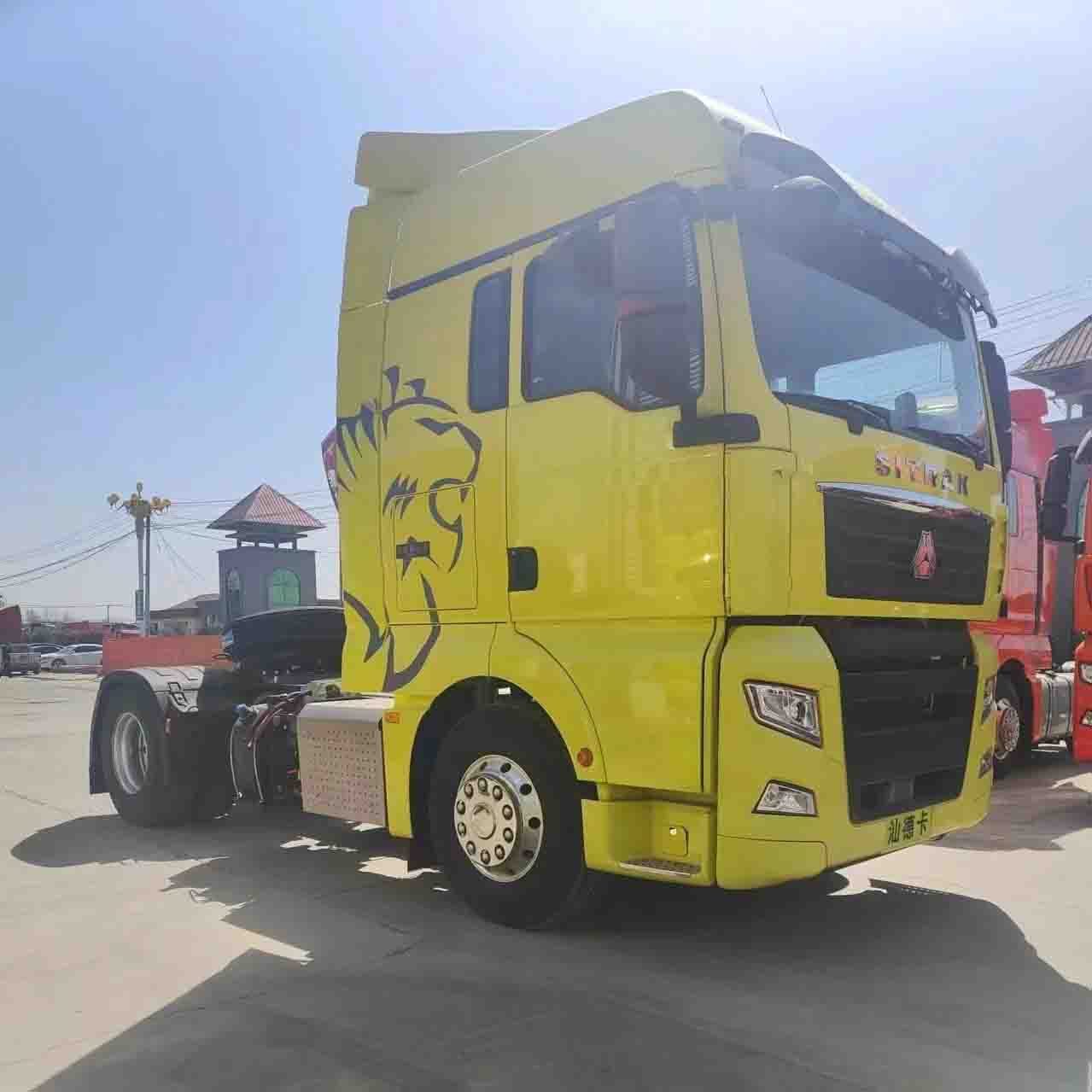 شاحنة رأس جرار Sinotruk Howo 4x2 Sitrak مستعملة